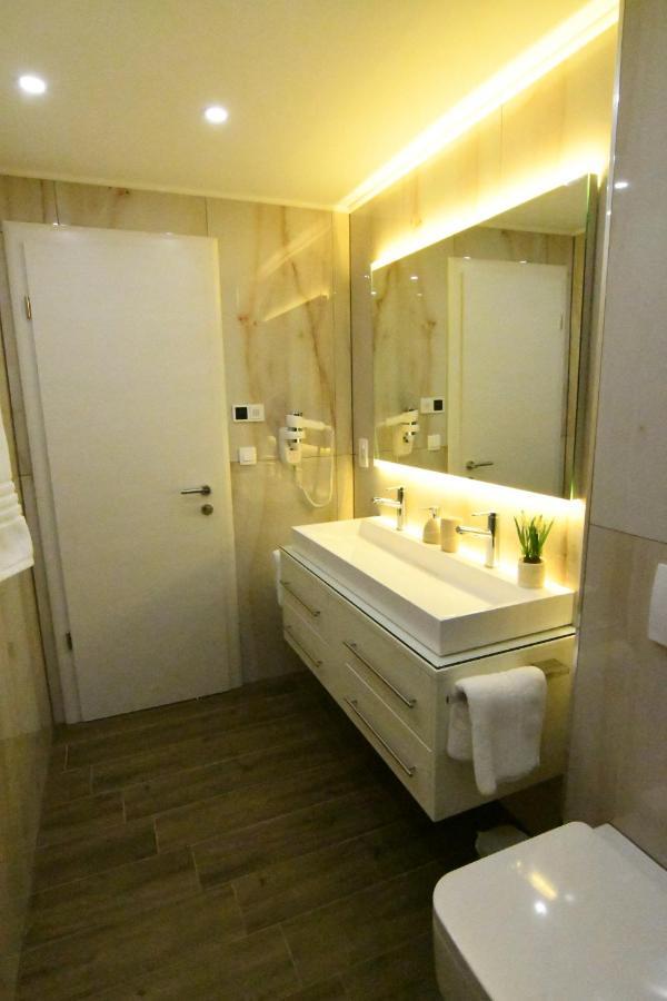 Holiday Luxury Resort Sundance Τρογκίρ Εξωτερικό φωτογραφία